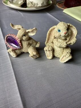 Vintage Jane DeDecker Stone Bunny Figurines - Set of 2